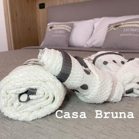 Casa Bruna - Appartamento Renato คิออกเจีย ภายนอก รูปภาพ