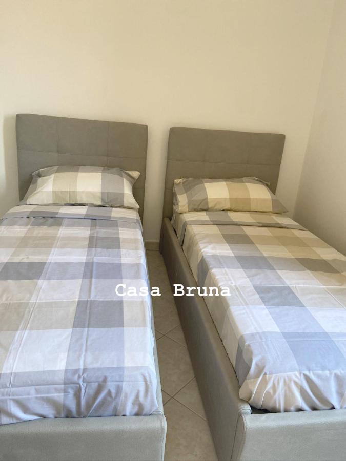 Casa Bruna - Appartamento Renato คิออกเจีย ภายนอก รูปภาพ
